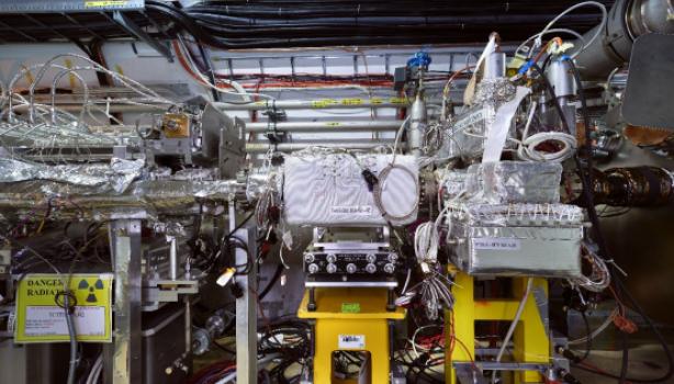 P8 towards HL-LHC thanks to a new absorber